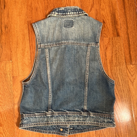 AMERICAN EAGLE OUTFITTERS WOMEN WASHED DENIM VEST IN SIZE SMALL - Picture 4 of 4